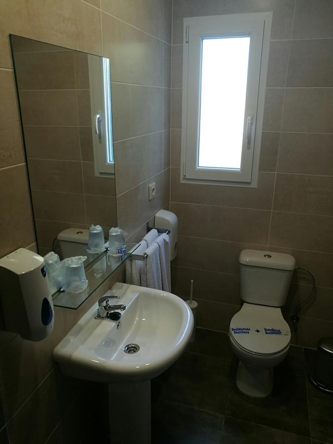 Hostal Los Gabrieles 阿尔巴塞特 外观 照片