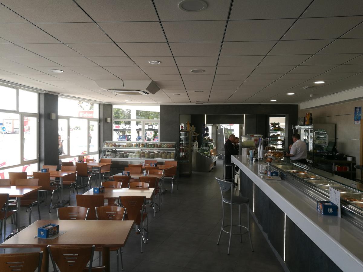 Hostal Los Gabrieles 阿尔巴塞特 外观 照片