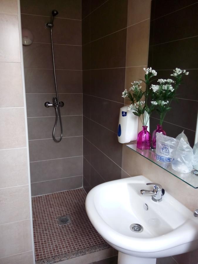 Hostal Los Gabrieles 阿尔巴塞特 外观 照片