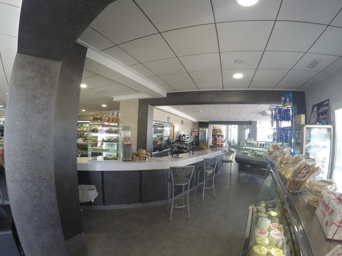 Hostal Los Gabrieles 阿尔巴塞特 外观 照片