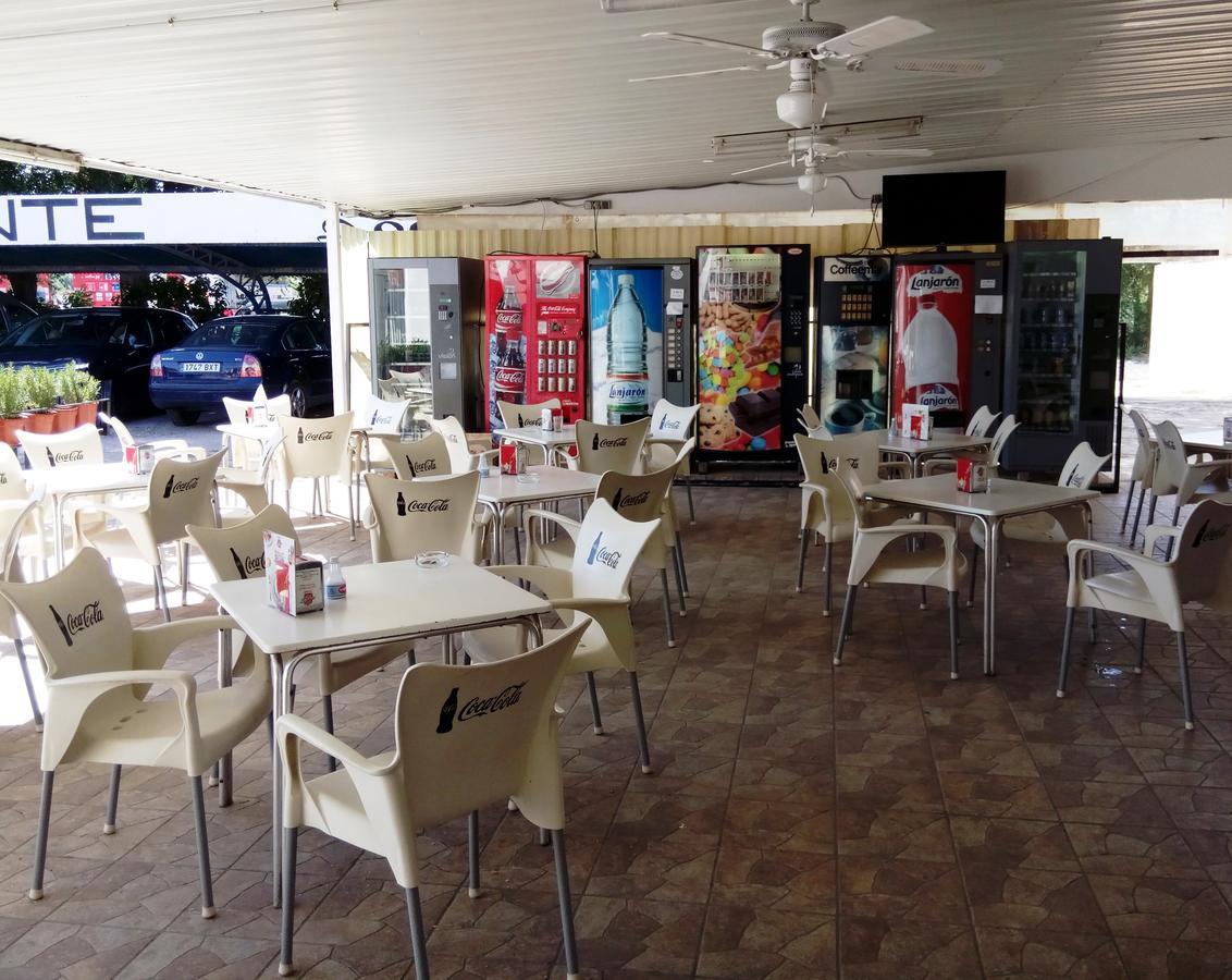 Hostal Los Gabrieles 阿尔巴塞特 外观 照片